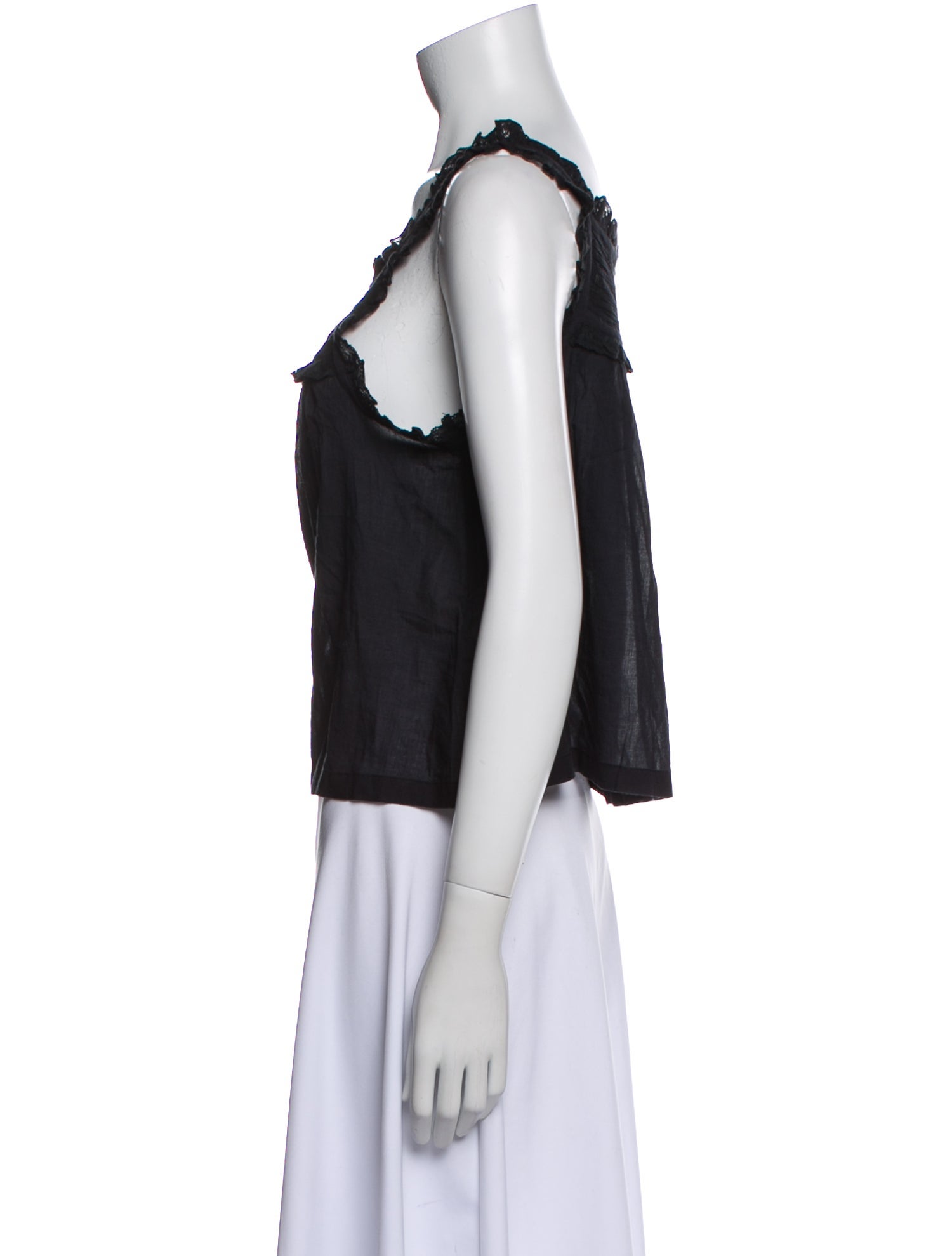 DÔEN Square Neckline Sleeveless Top