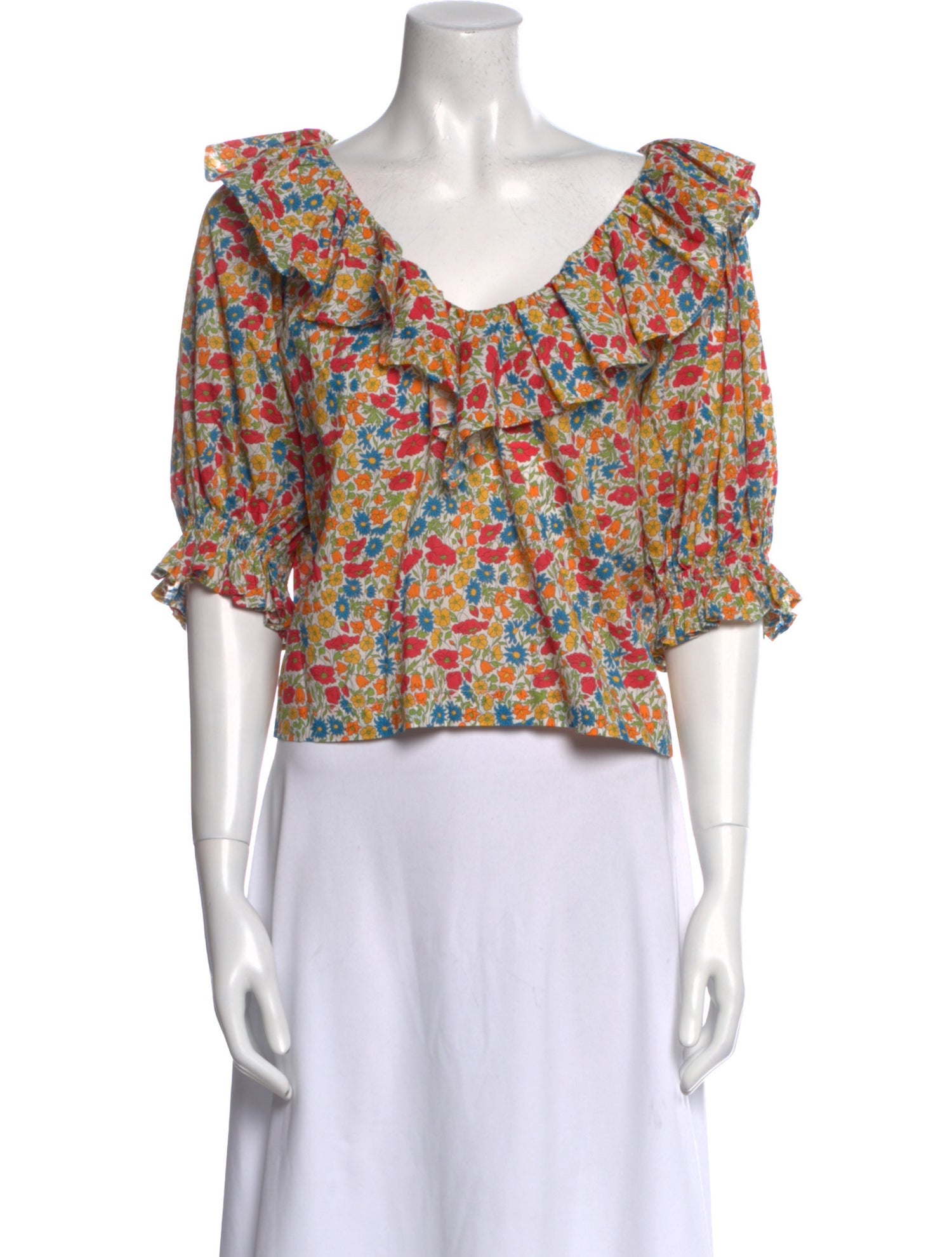 DÔEN Floral Print V-Neck Crop Top