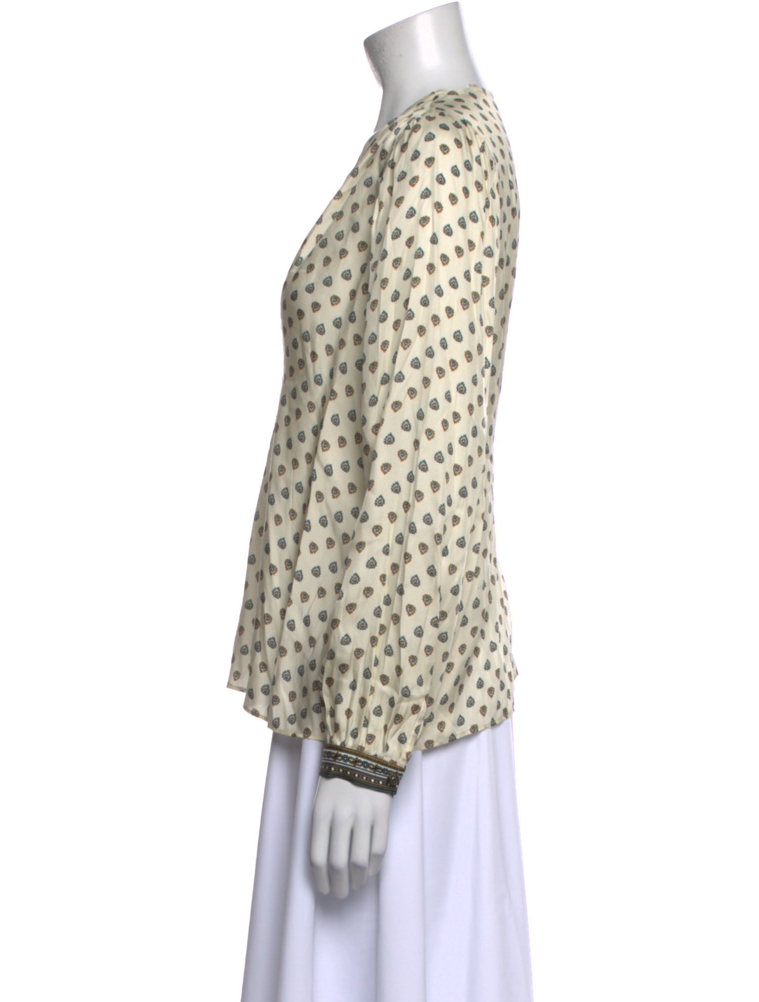 DÔEN Polka Dot Print V-Neck Blouse