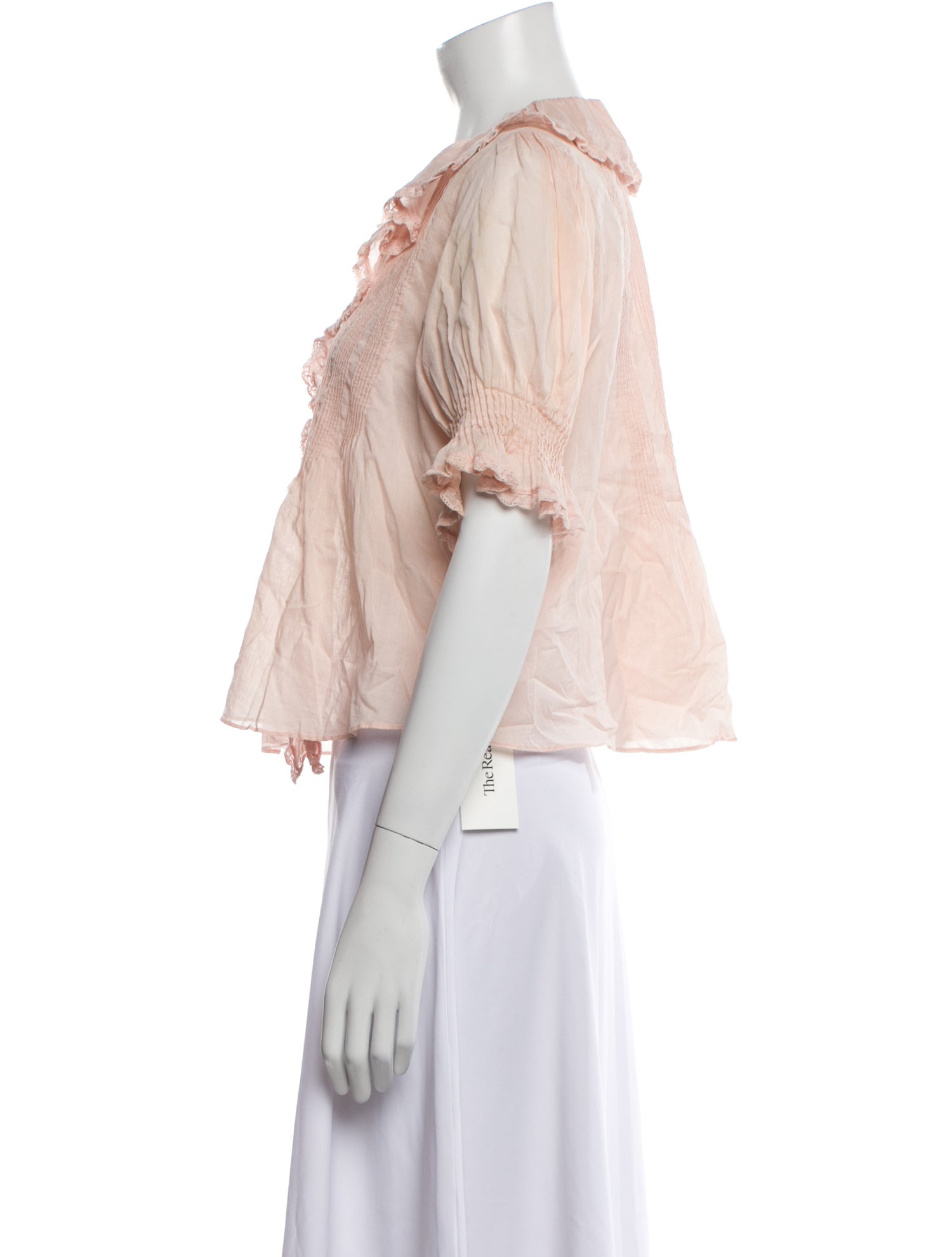 DÔEN V-Neck Three-Quarter Sleeve Crop Top