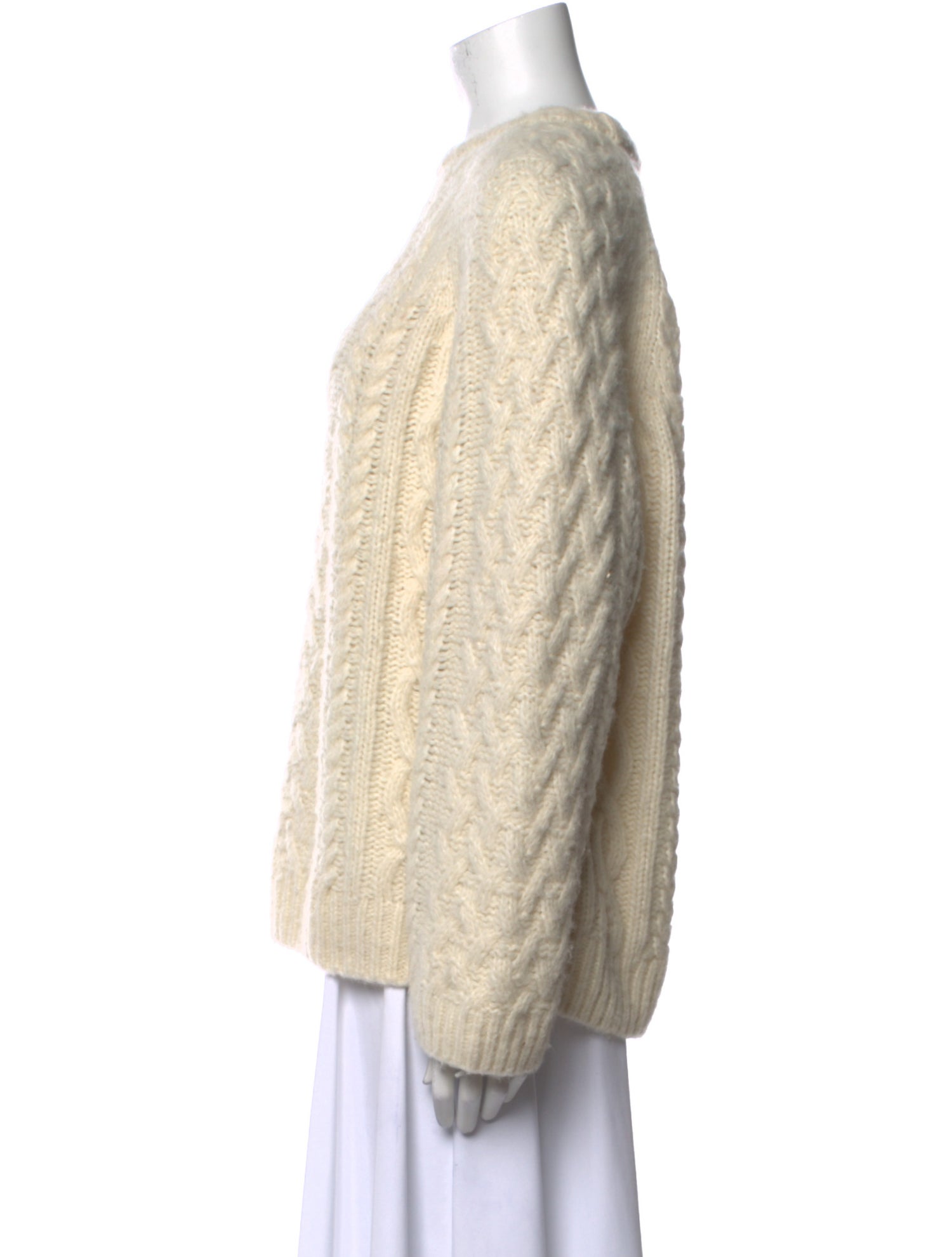 DÔEN Baby Alpaca Crew Neck Sweater