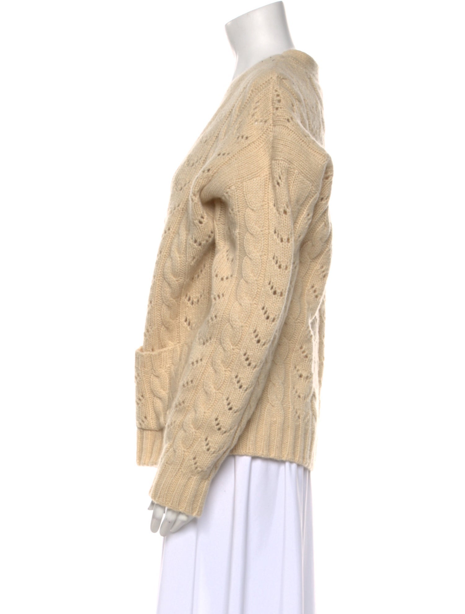 DÔEN Wool V-Neck Sweater