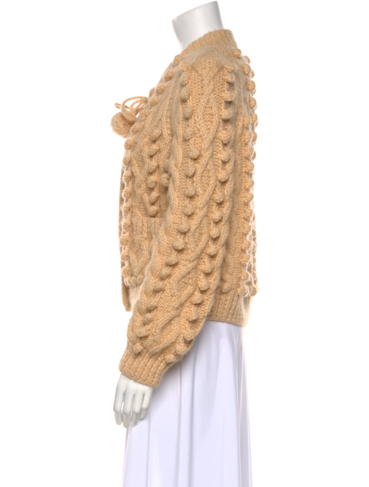 DÔEN Baby Alpaca V-Neck Sweater