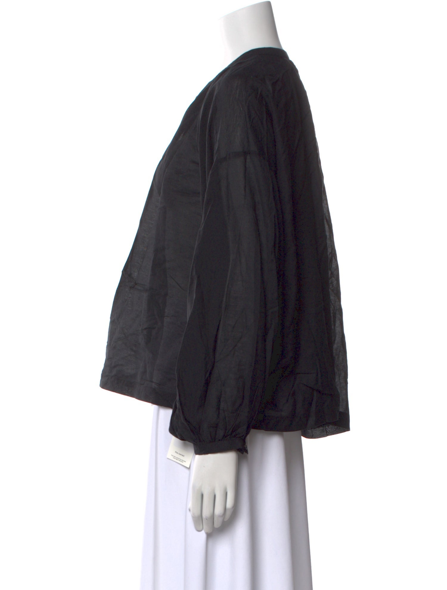 DÔEN Crew Neck Long Sleeve Blouse