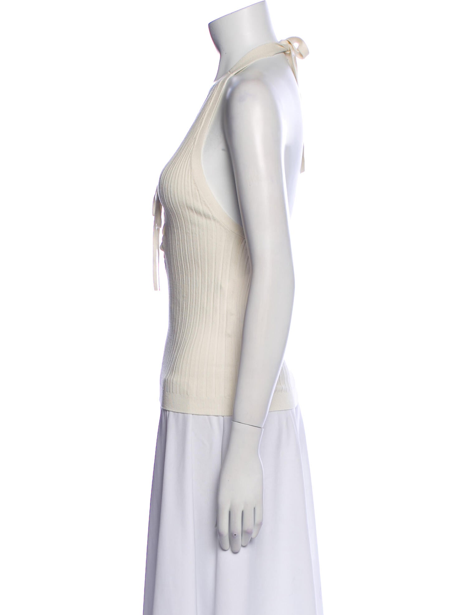 DÔEN V-Neck Sleeveless Top