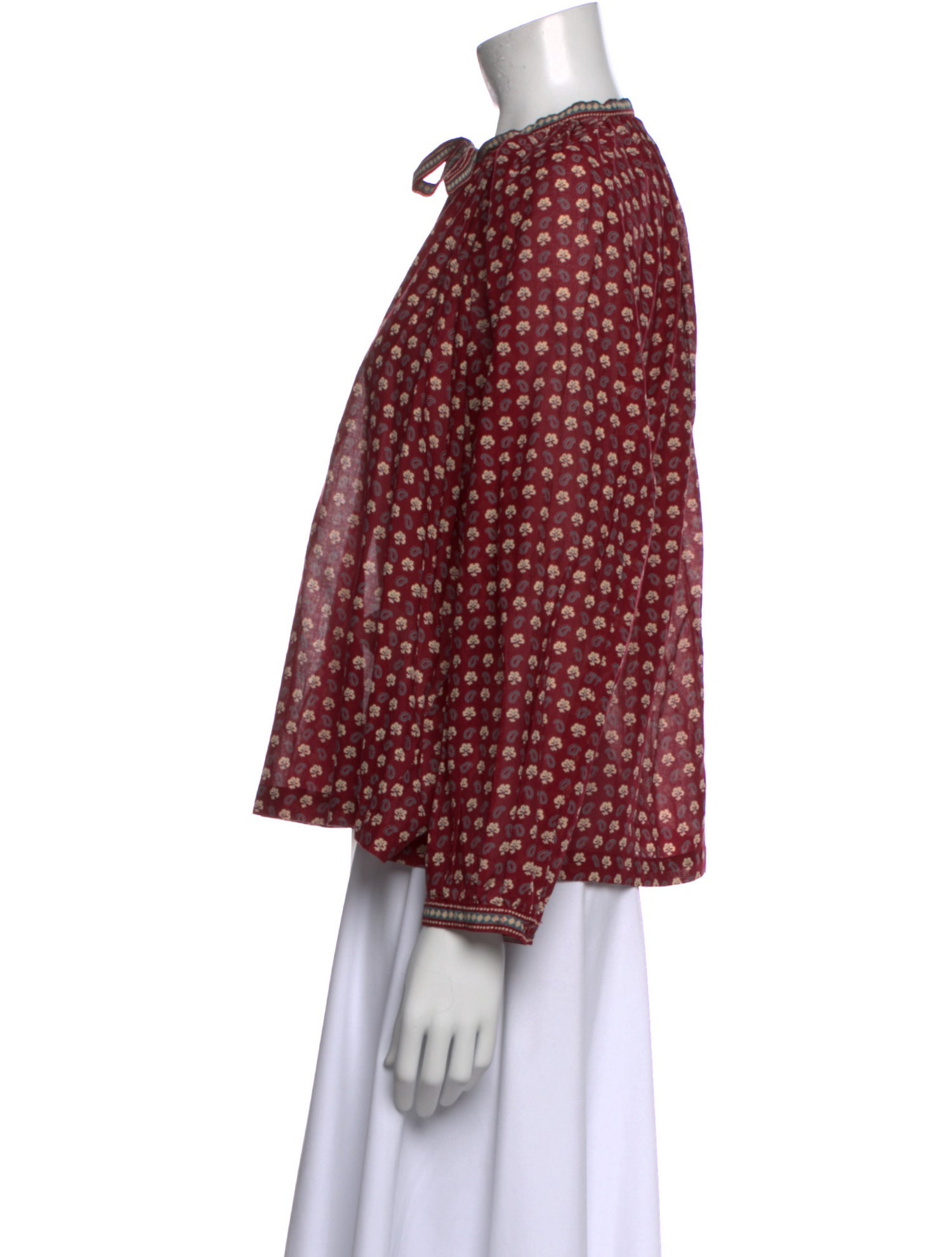 DÔEN Floral Print Crew Neck Blouse