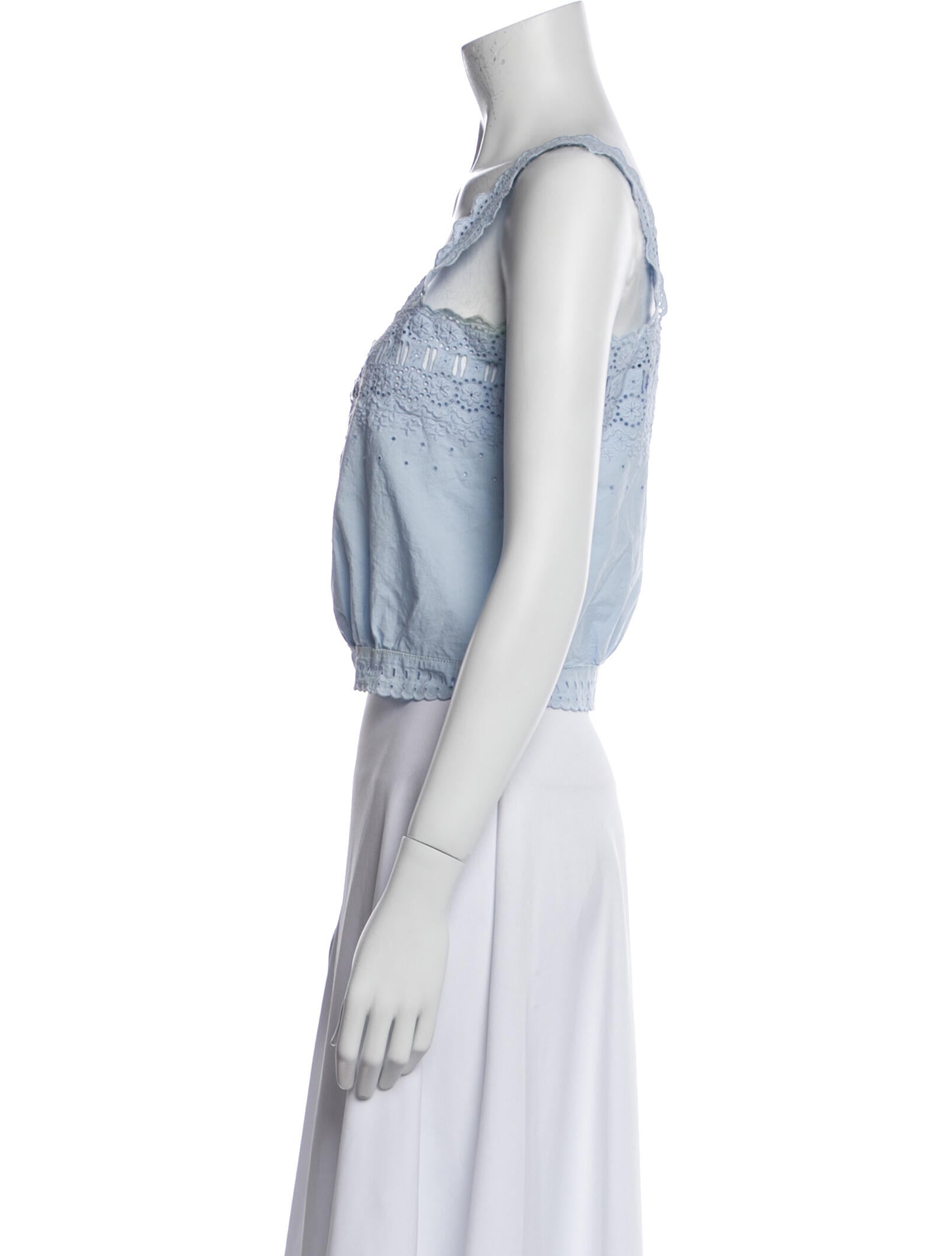 DÔEN Square Neckline Sleeveless Crop Top