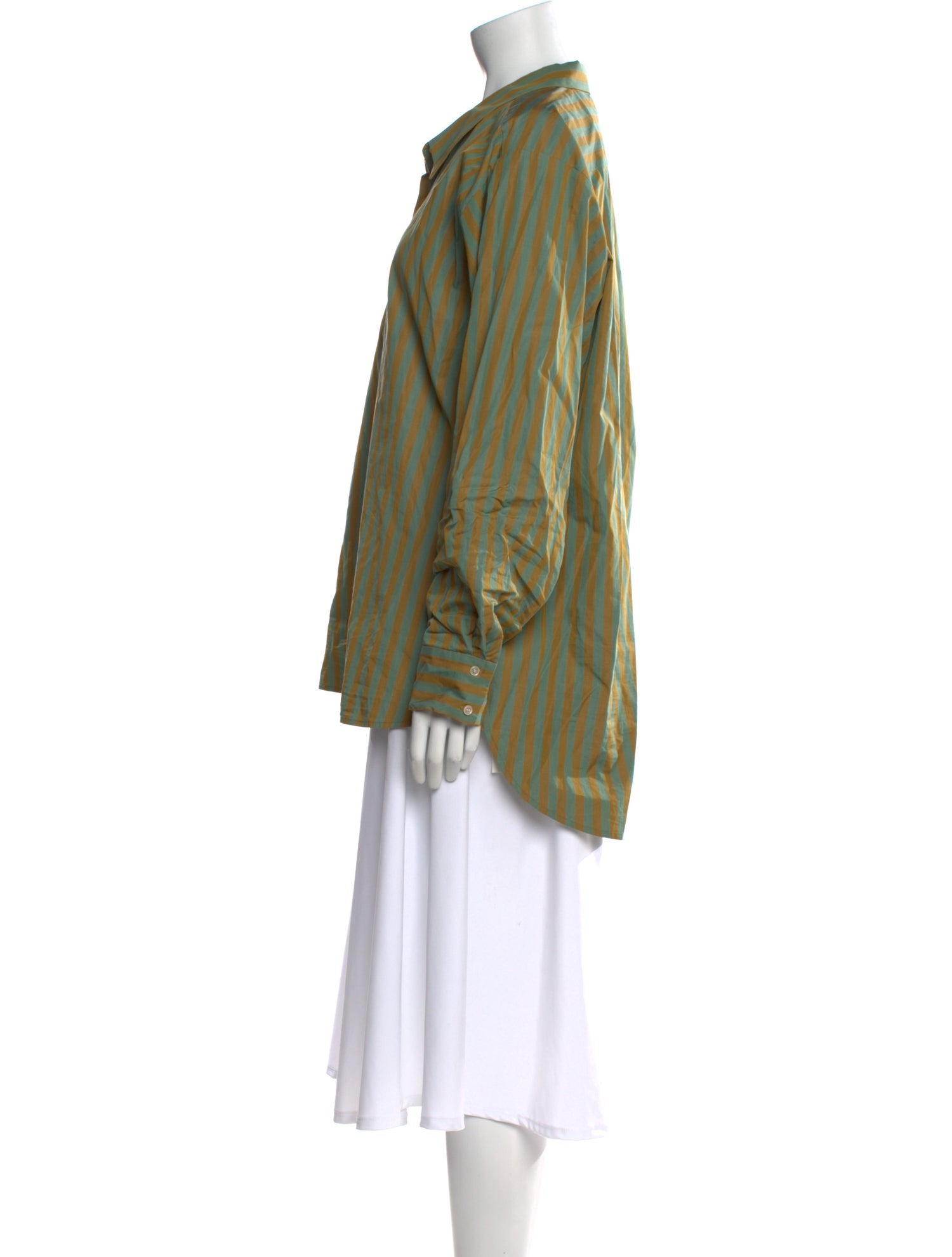 DÔEN Long Sleeve Button-Up Top