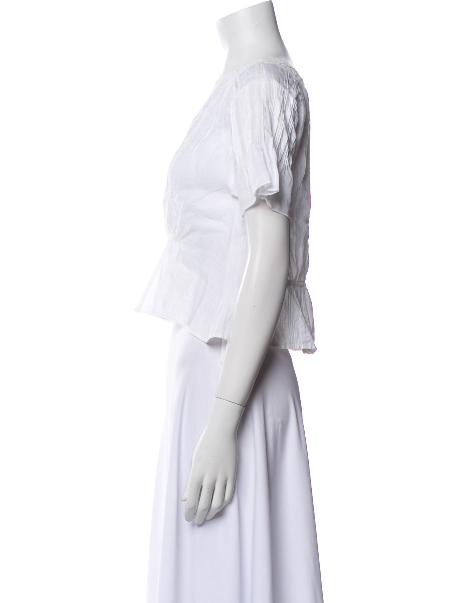 DÔEN Bateau Neckline Short Sleeve Crop Top