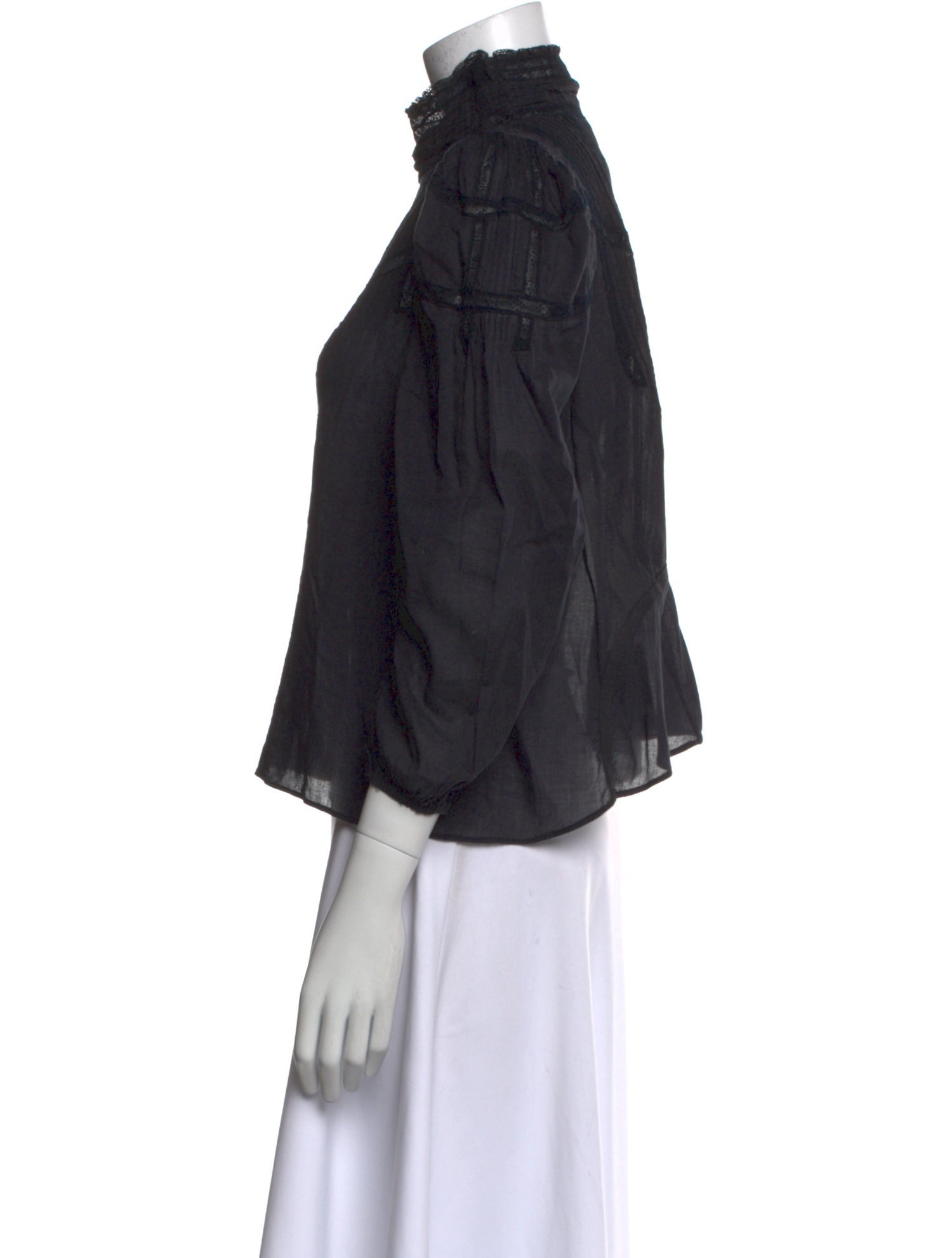 DÔEN Turtleneck Three-Quarter Sleeve Blouse