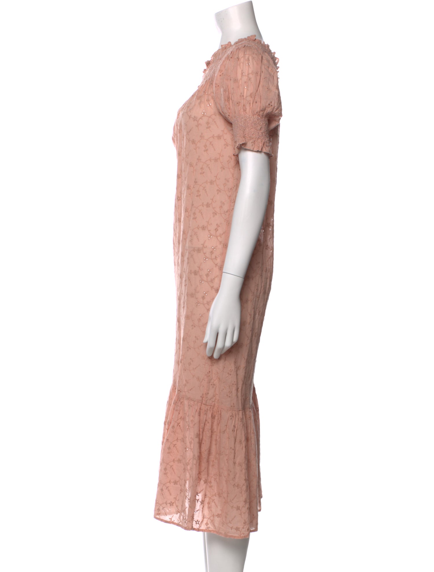 DÔEN Scoop Neck Midi Length Dress