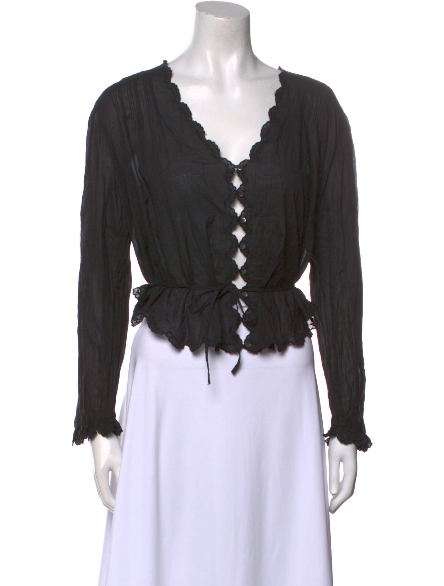 DÔEN V-Neck Long Sleeve Crop Top