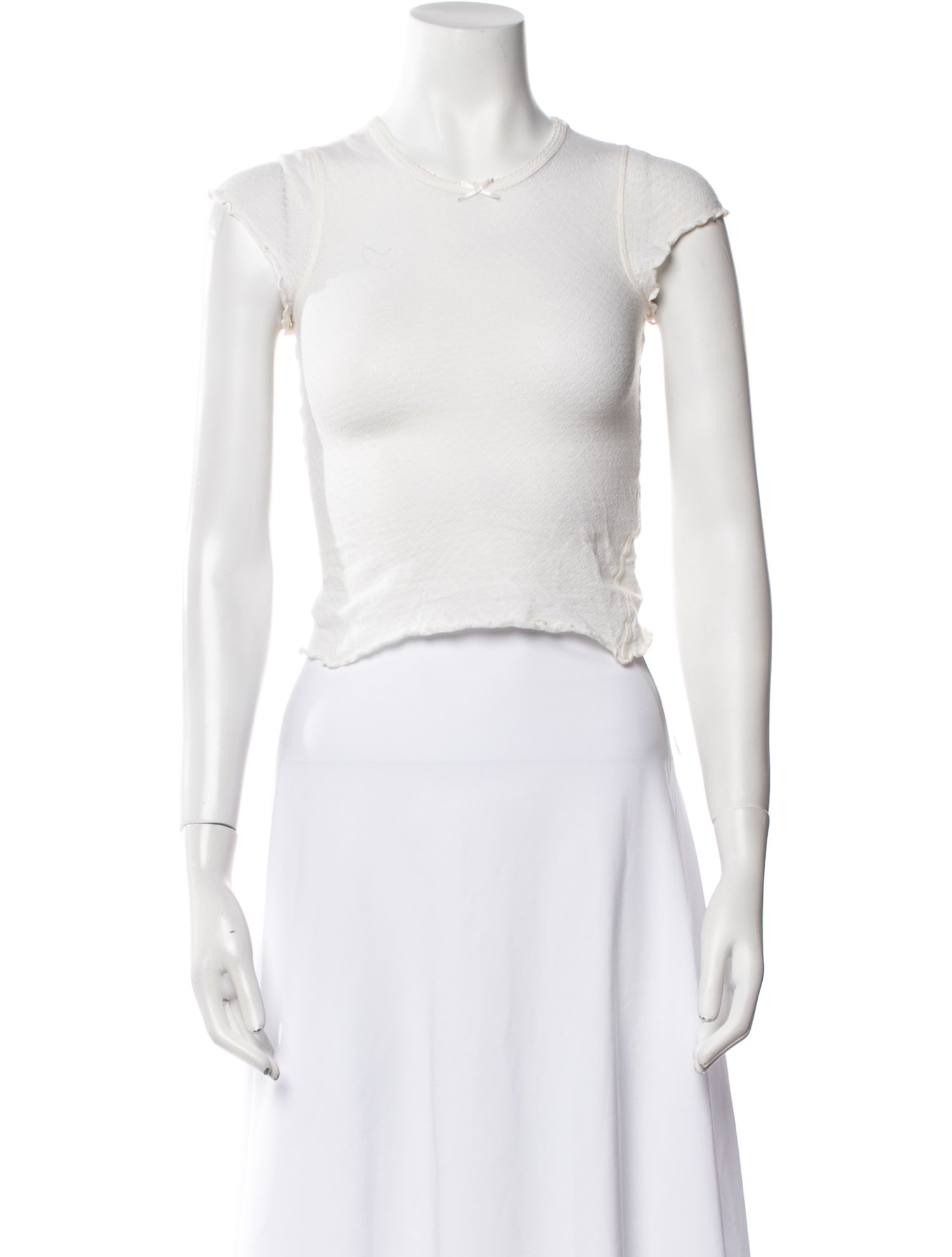 DÔEN Crew Neck Sleeveless Crop Top