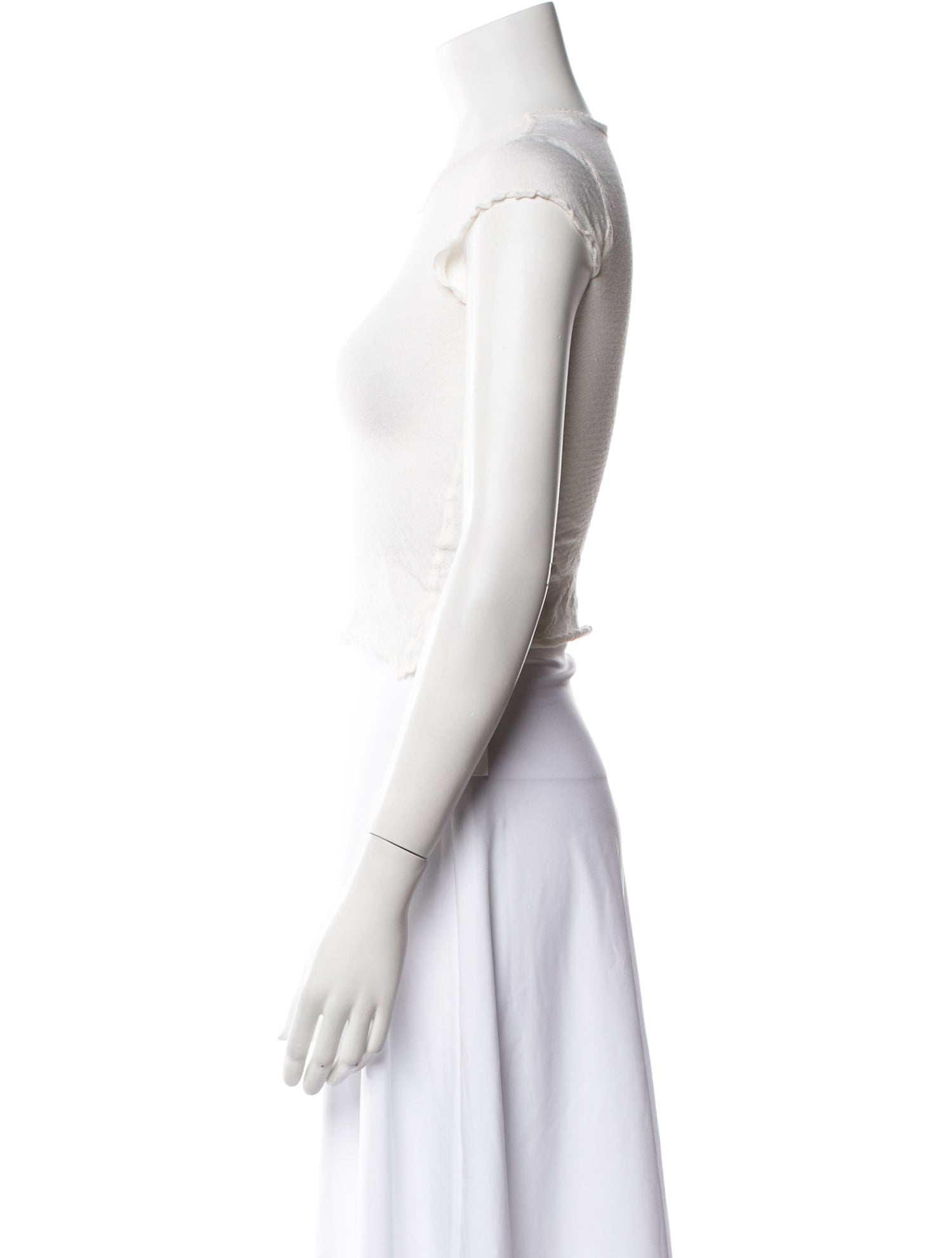 DÔEN Crew Neck Sleeveless Crop Top