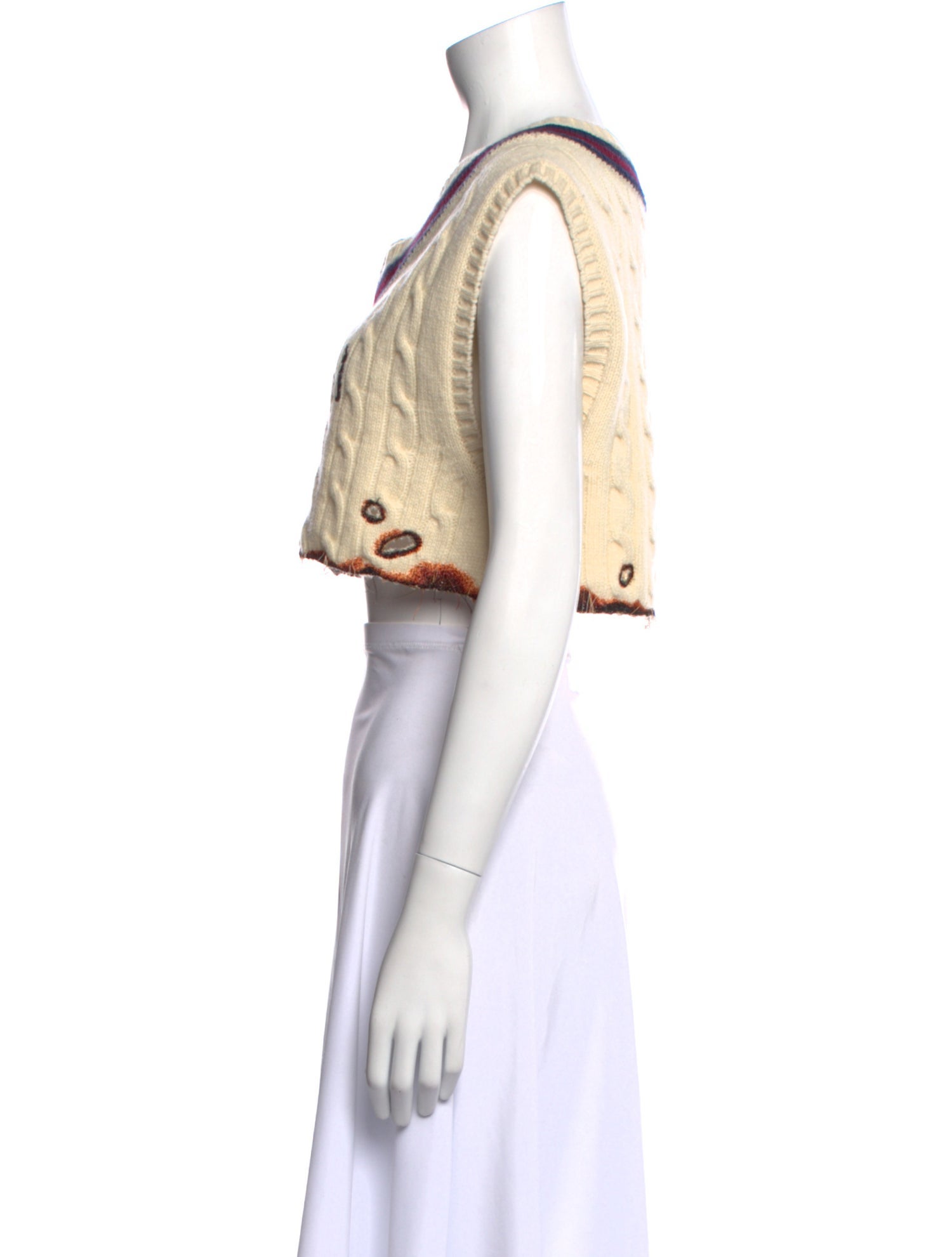 Doublet Printed V-Neck Crop Top