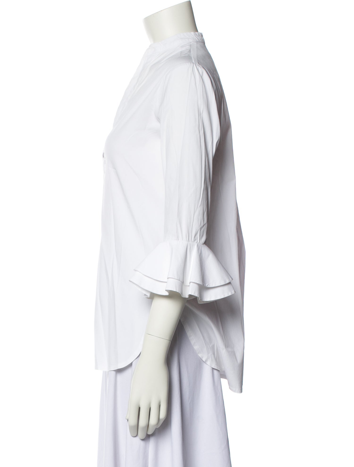 Dovima Paris V-Neck Three-Quarter Sleeve Button-Up Top