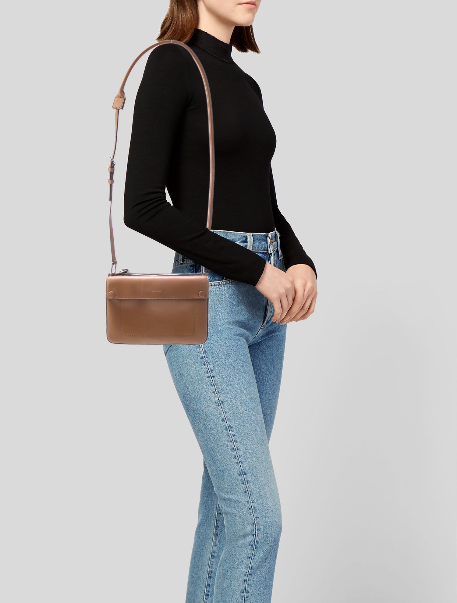 Delaroq Leather Crossbody Bag