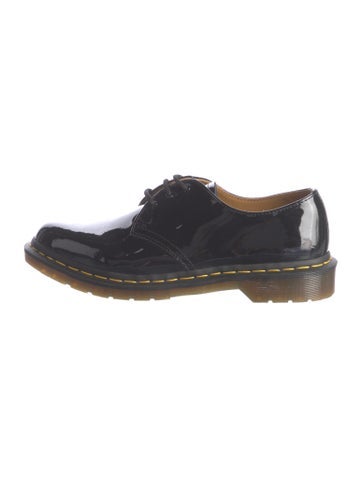 Dr. Martens Flats Patent Leather Oxfords 10