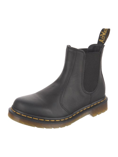 Dr. Martens 2976 Leather Chelsea Boots