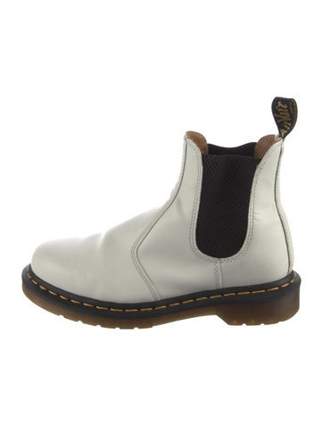 Pre-owned Dr. Martens Leather Chelsea Boots In Black/white