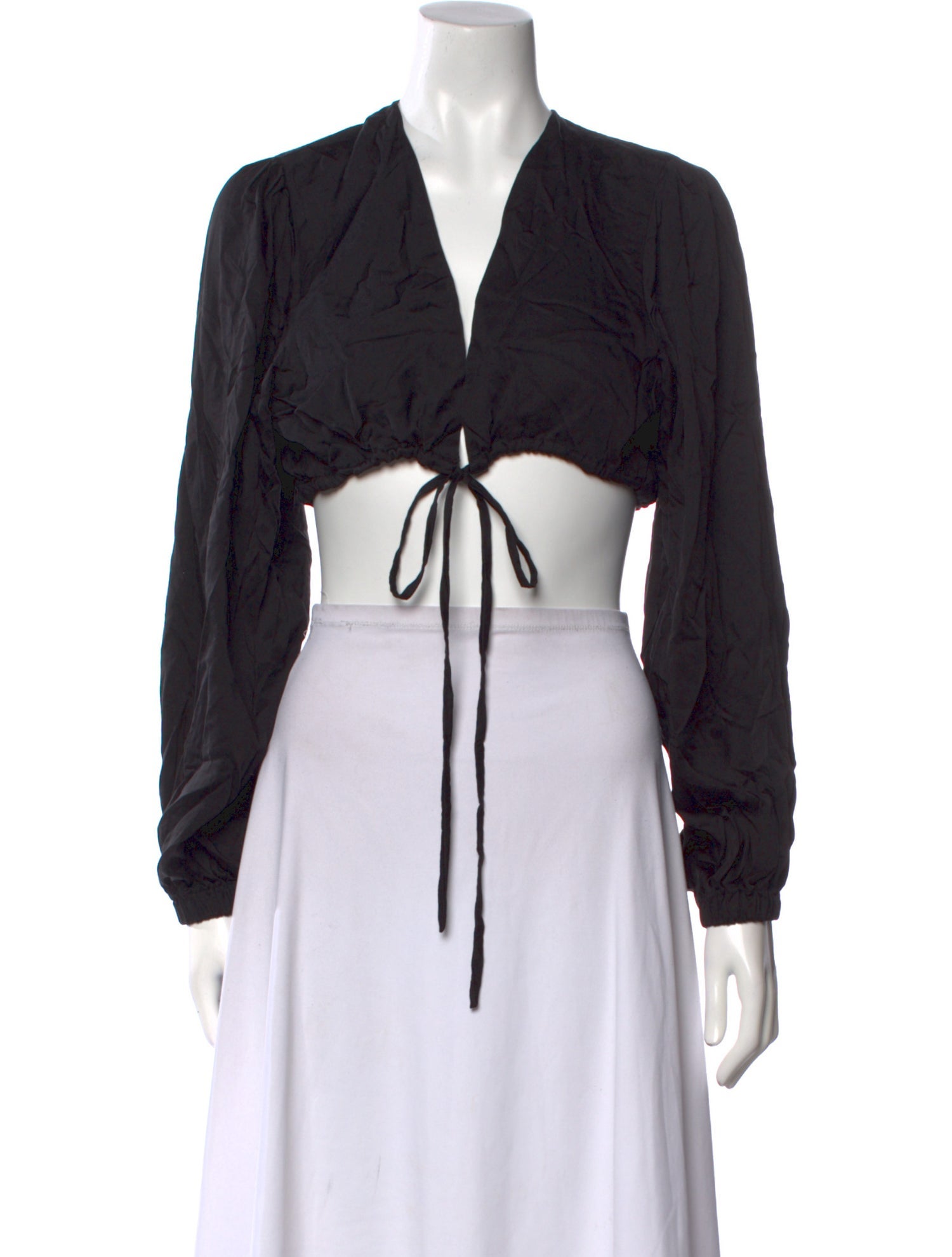 Diarrablu V-Neck Long Sleeve Crop Top