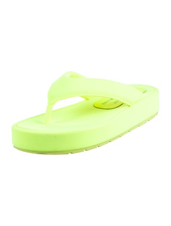 Emili x Bettina Vermillion Slides