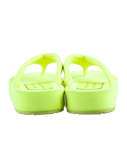 Emili x Bettina Vermillion Slides