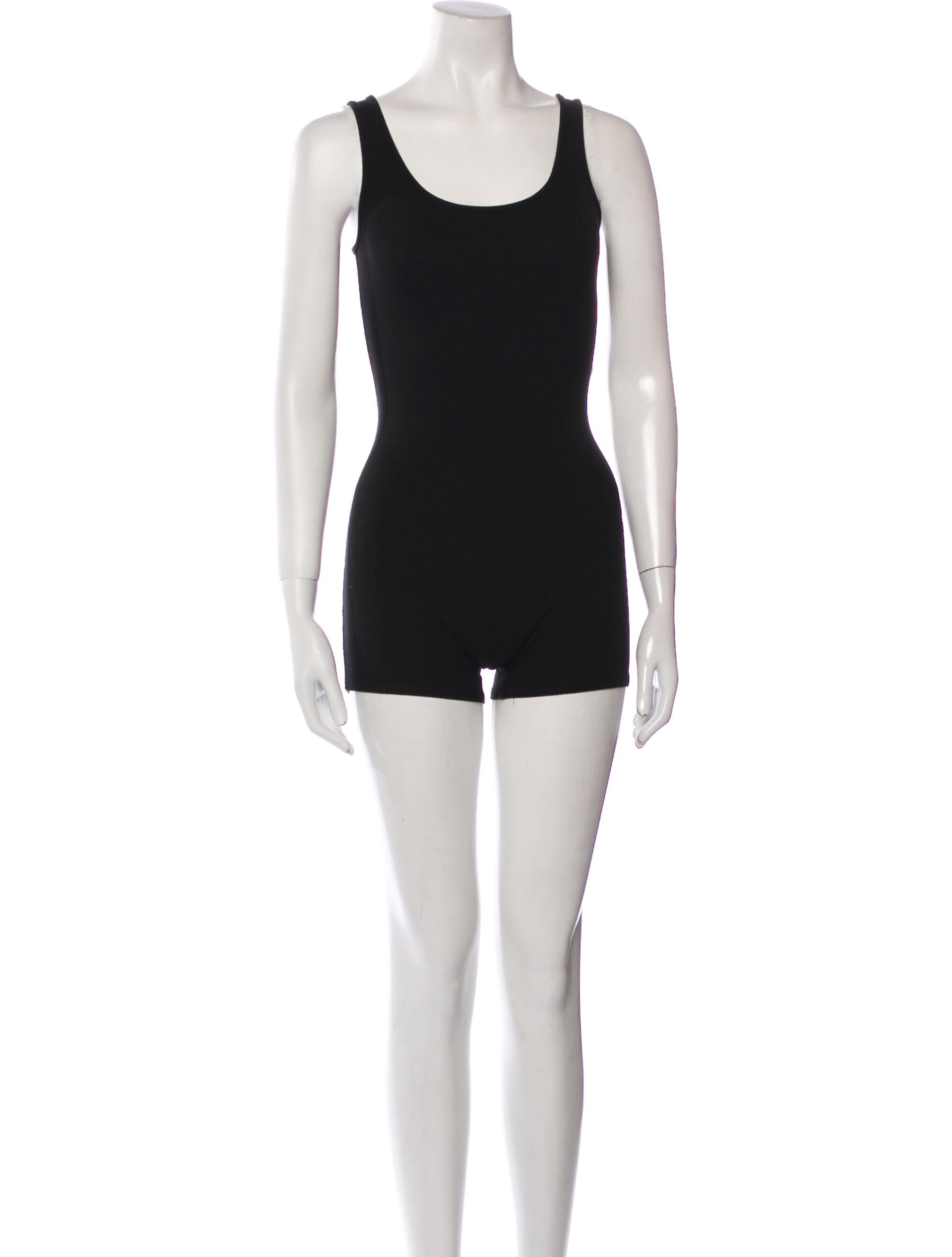 Éterne Scoop Neck Romper