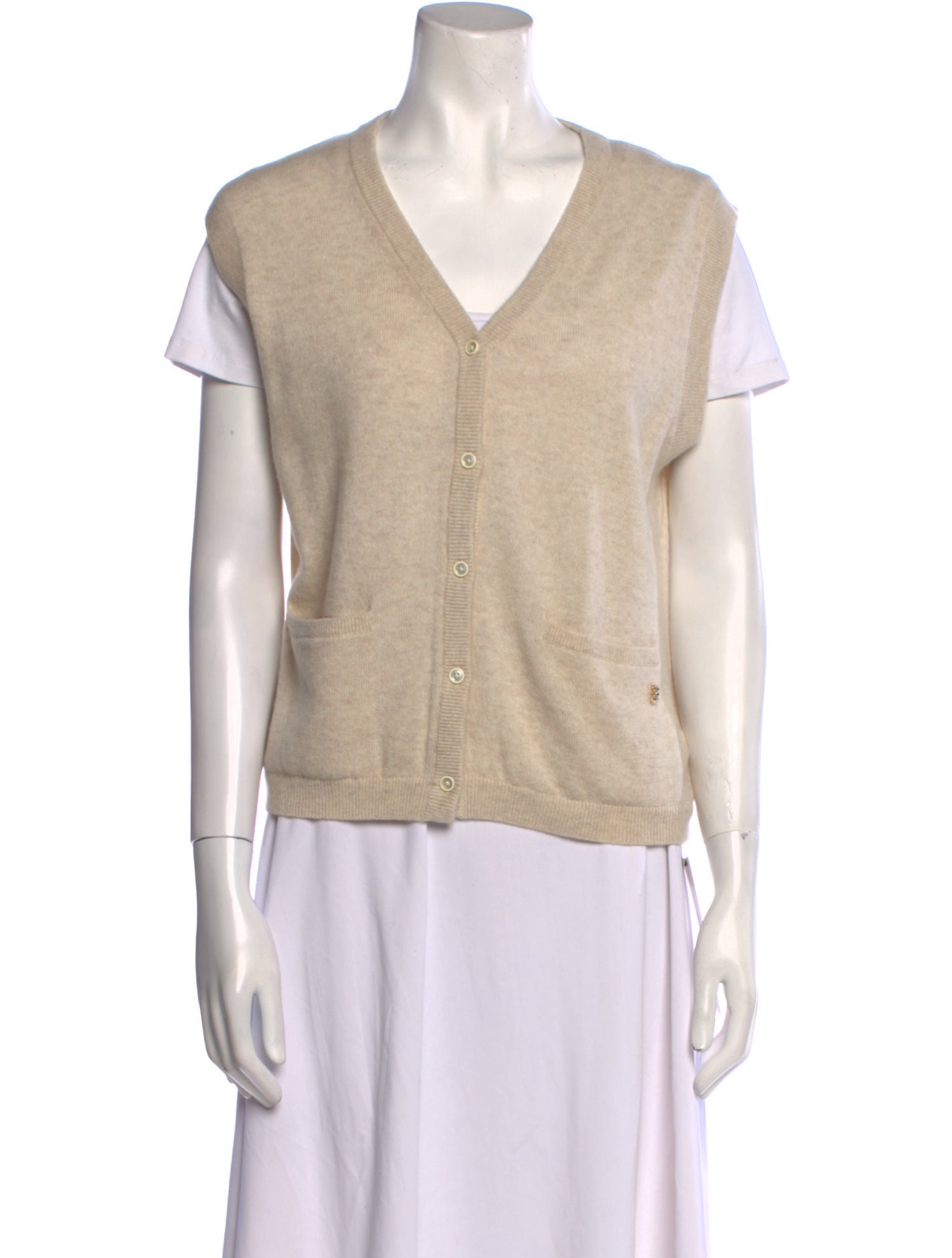 Éterne Cashmere V-Neck Sweater