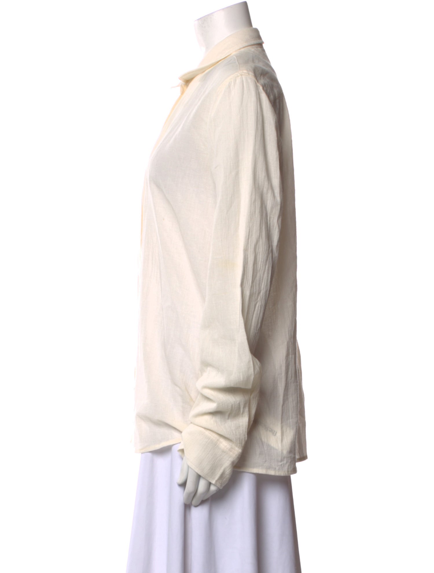 Éterne Long Sleeve Button-Up Top