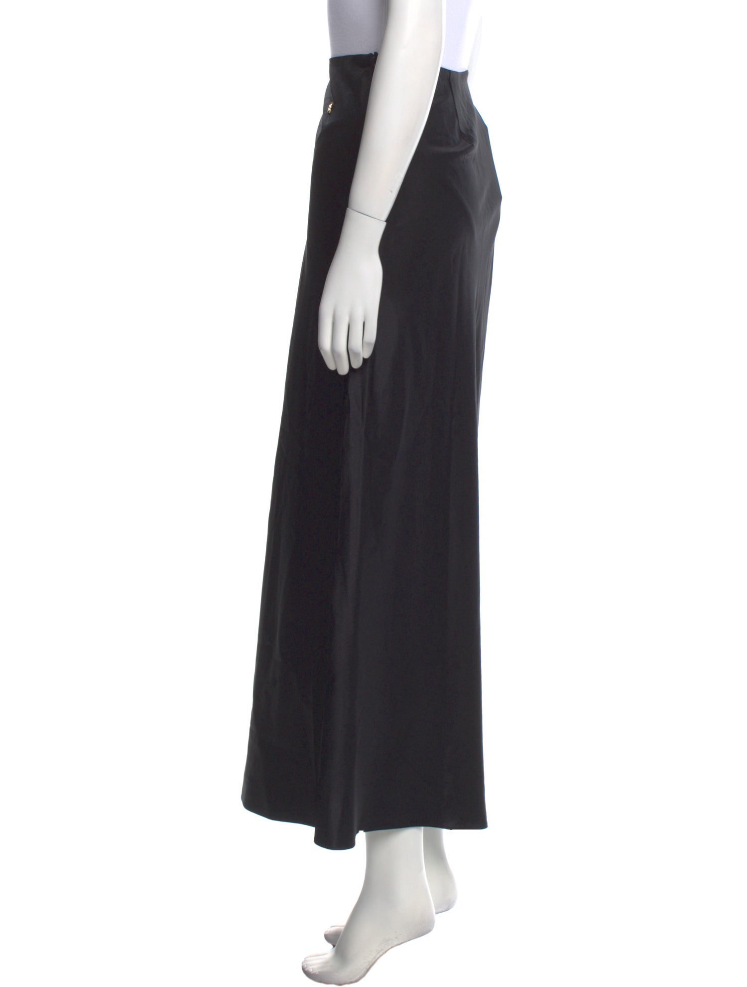 Éterne Silk Midi Length Skirt