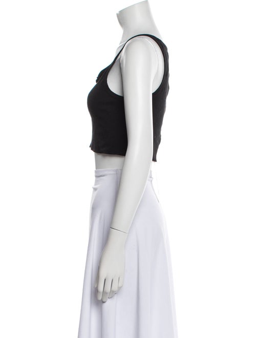 Éterne V-Neck Sleeveless Crop Top