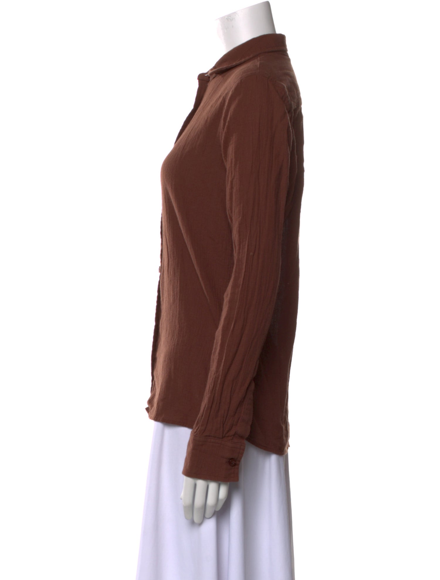 Éterne Long Sleeve Button-Up Top