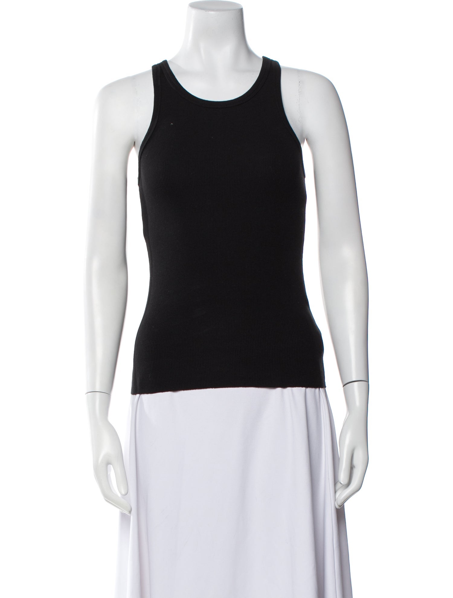 Éterne Scoop Neck Sleeveless Top