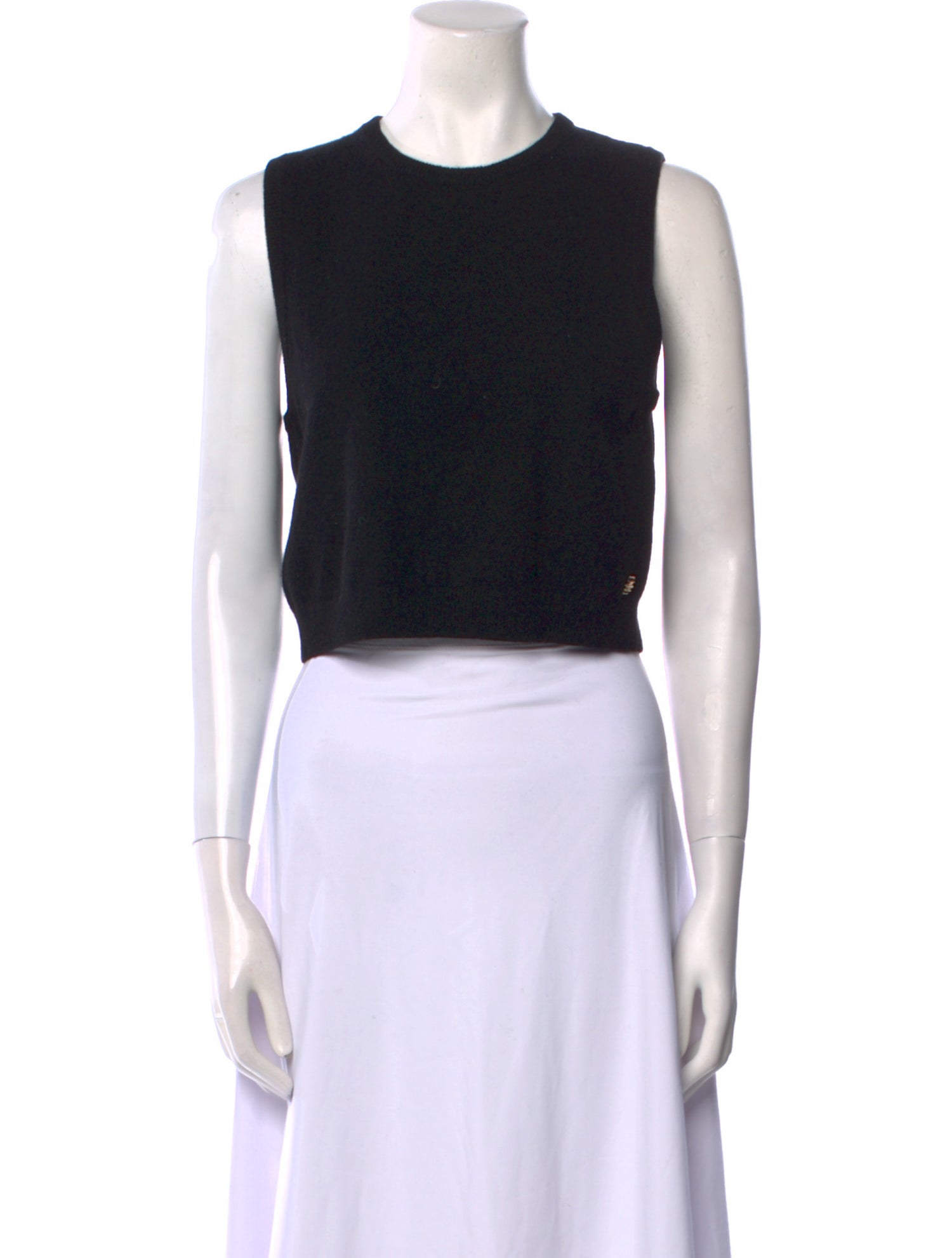 Éterne Cashmere Crew Neck Sweater