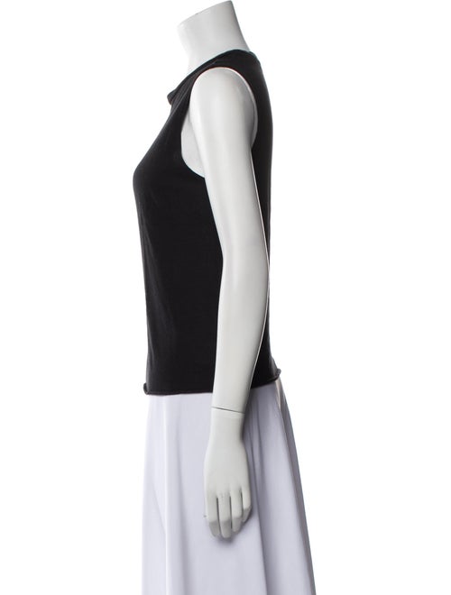 Éterne Crew Neck Sleeveless Top