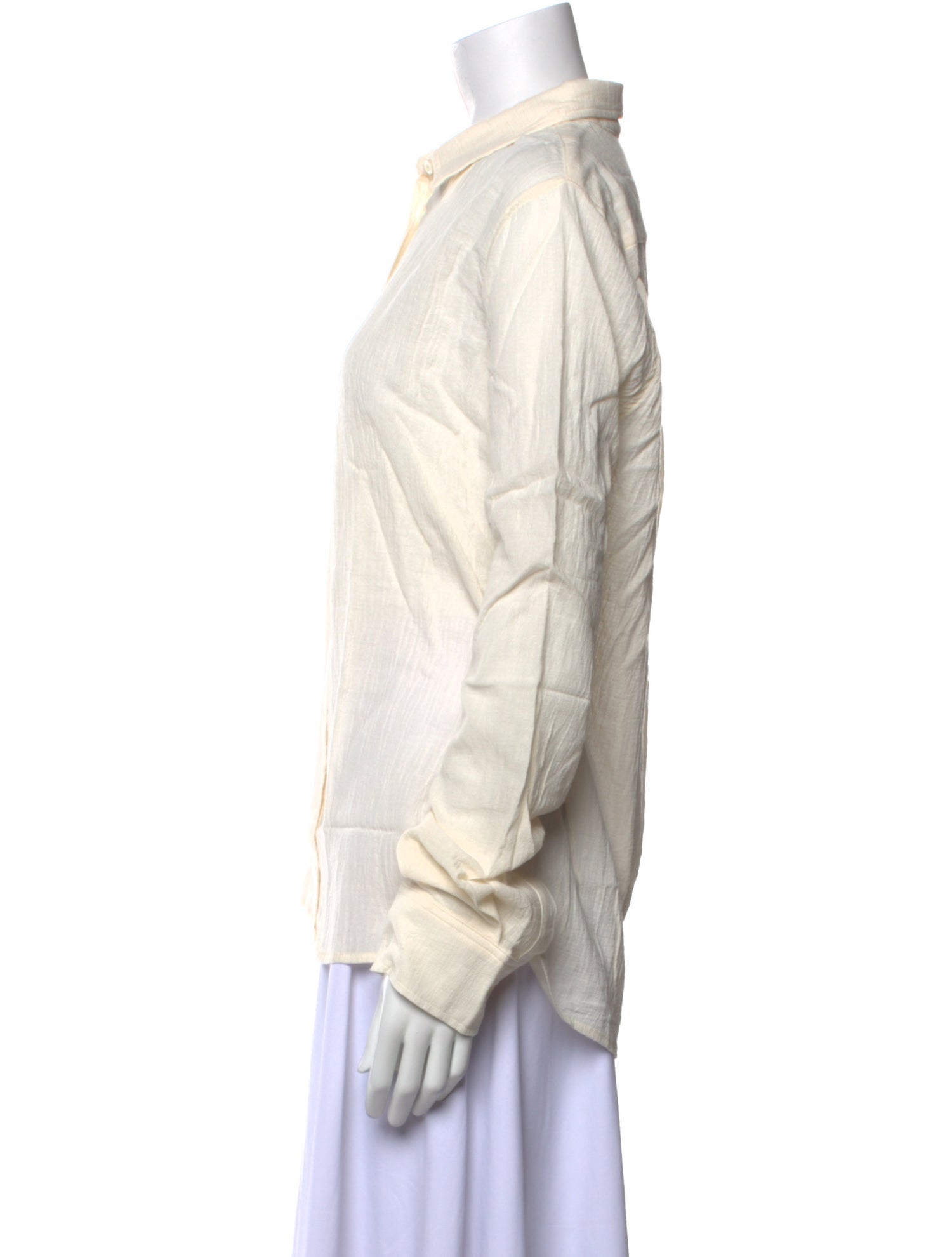 Éterne Long Sleeve Button-Up Top