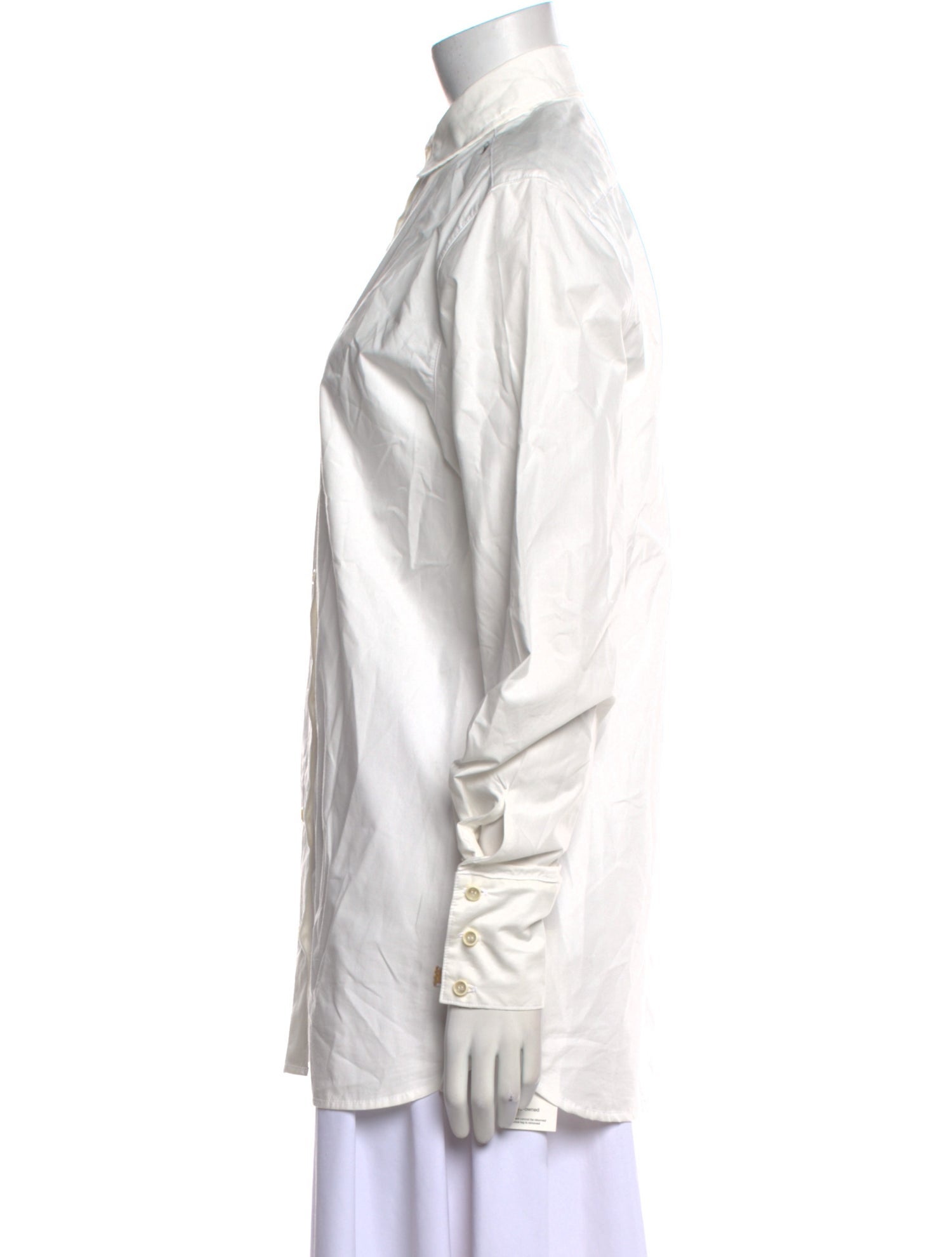 Éterne Long Sleeve Button-Up Top