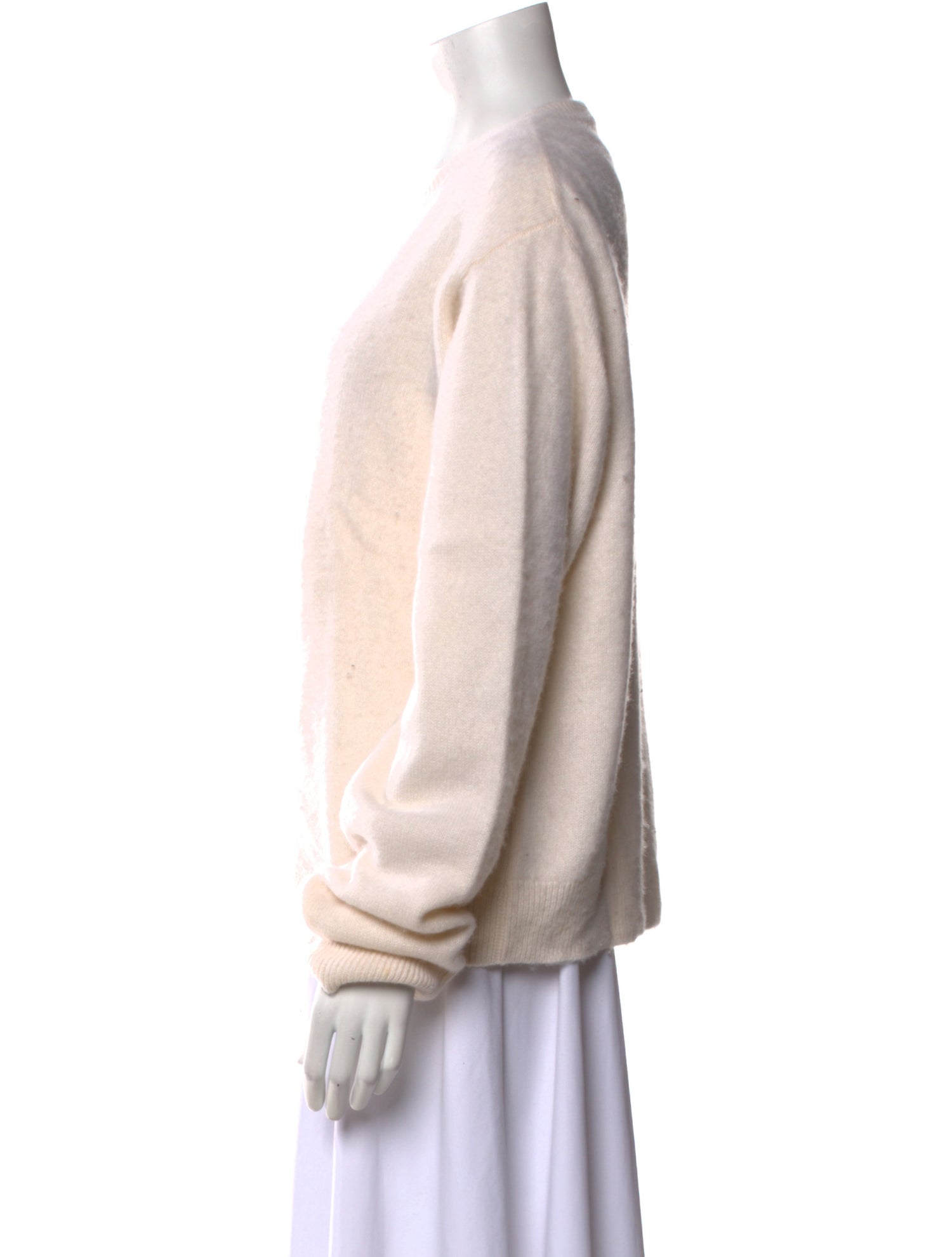 Éterne Cashmere Scoop Neck Sweater