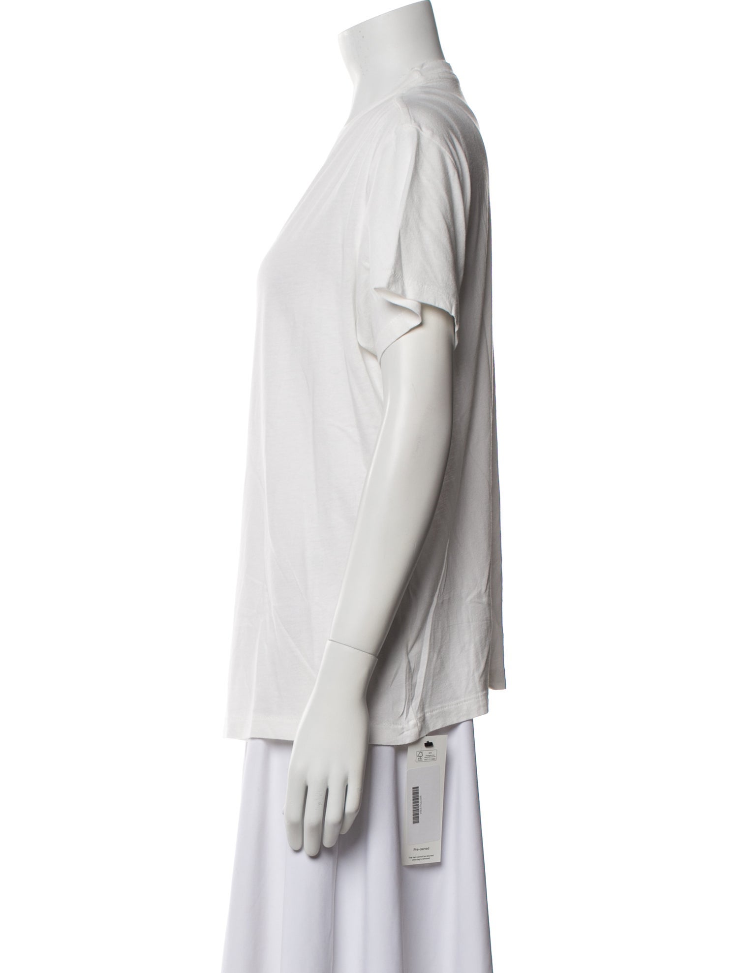 Éterne Scoop Neck Short Sleeve T-Shirt