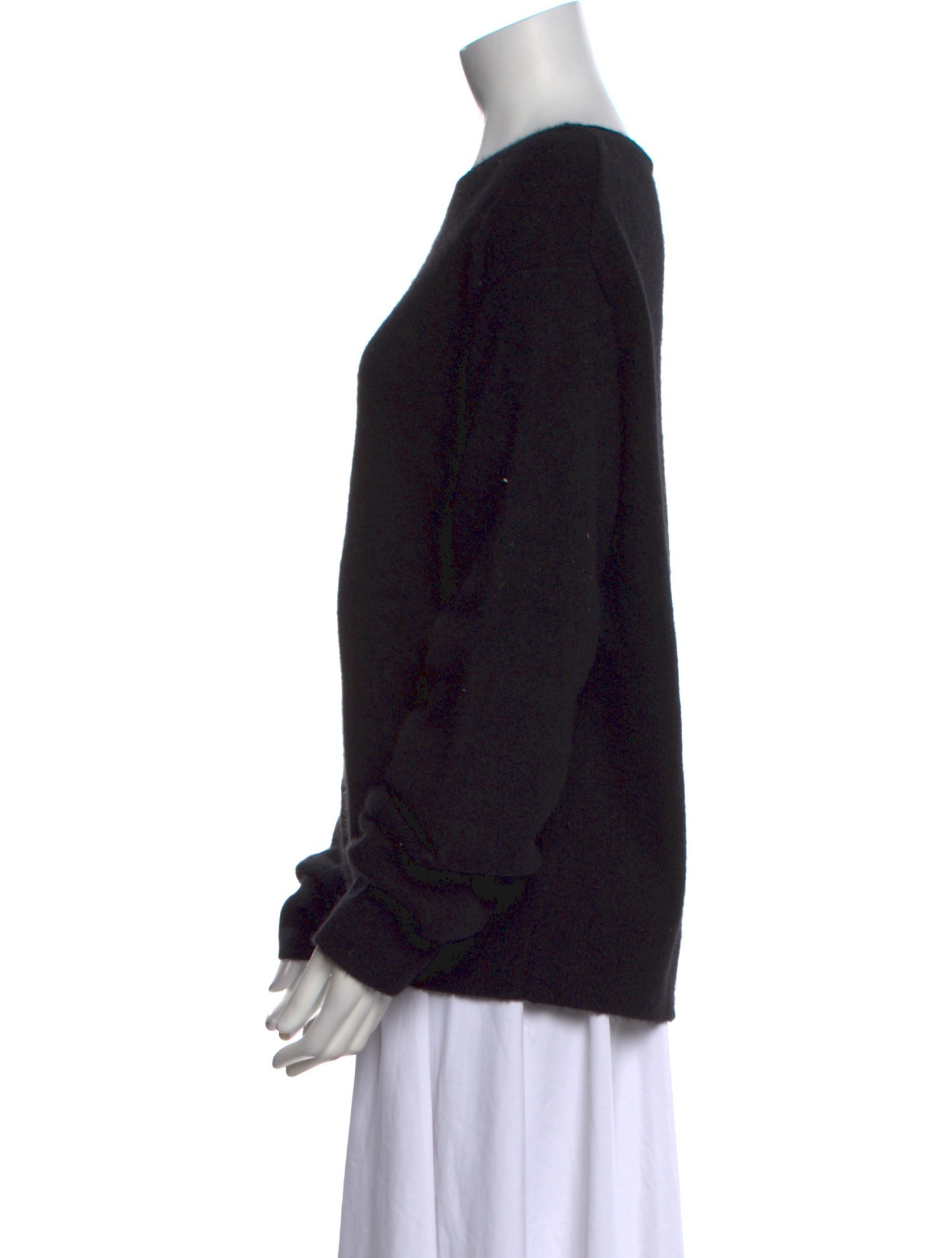 Éterne Cashmere Scoop Neck Sweater