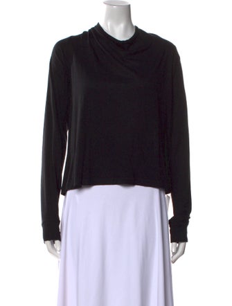 Éterne Cowl Neck Long Sleeve Sweatshirt