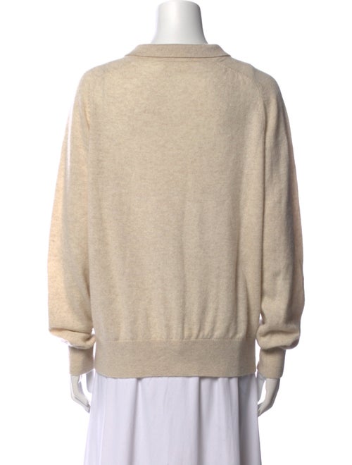 Éterne Cashmere Crew Neck Sweater