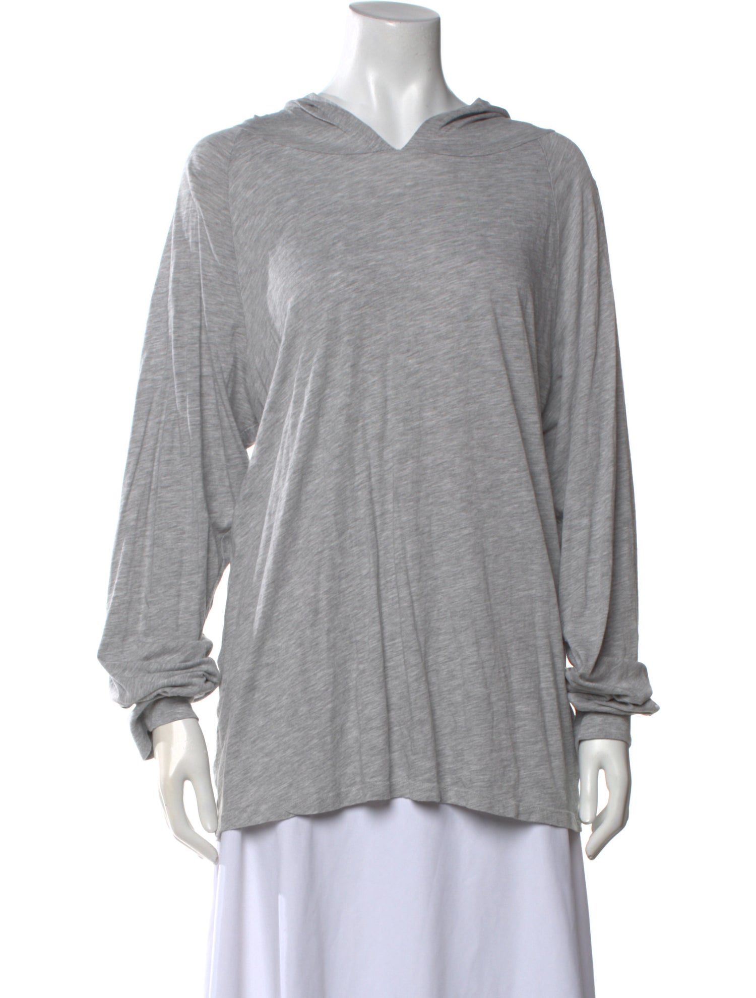 Éterne V-Neck Long Sleeve Sweatshirt