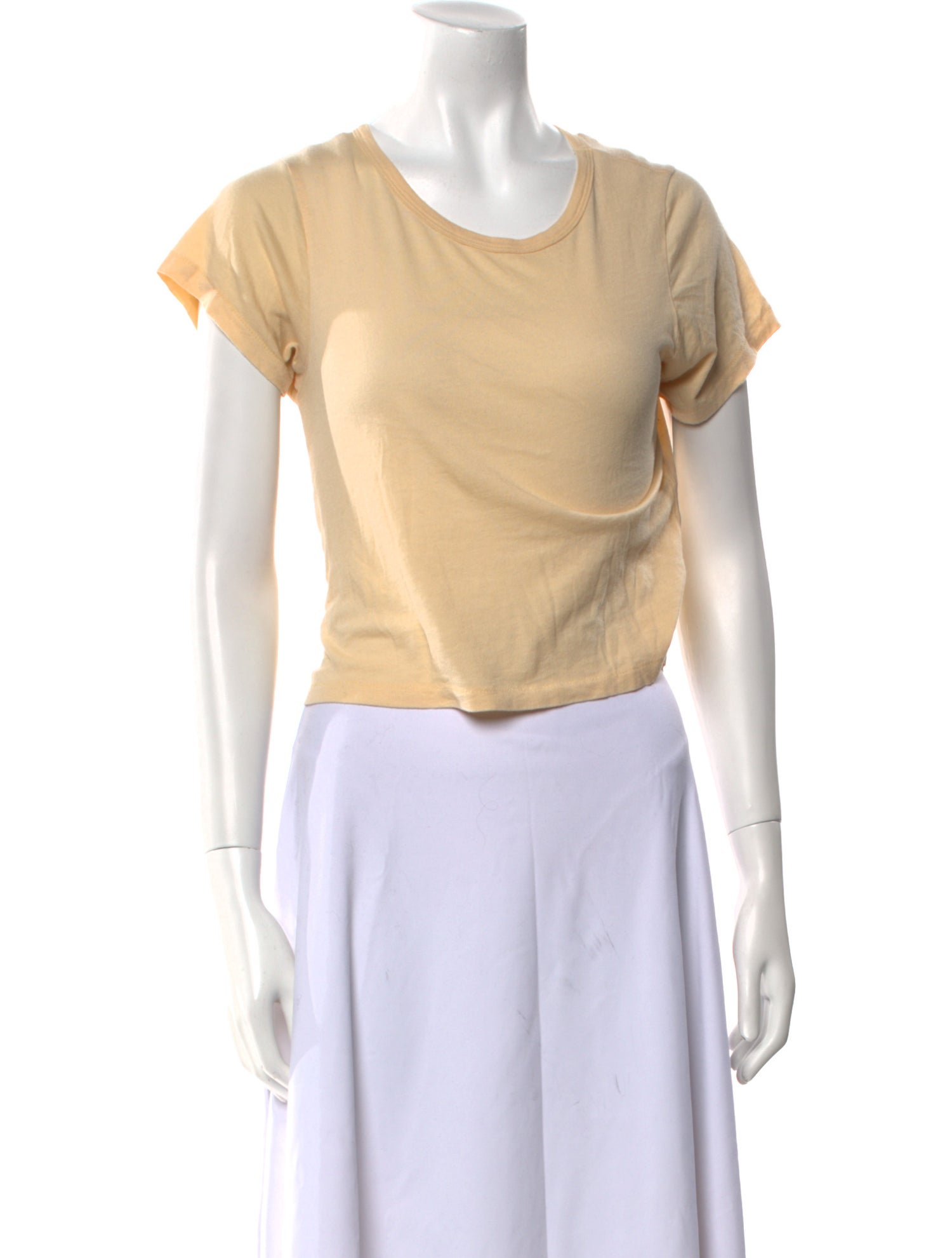 Éterne Scoop Neck Short Sleeve T-Shirt