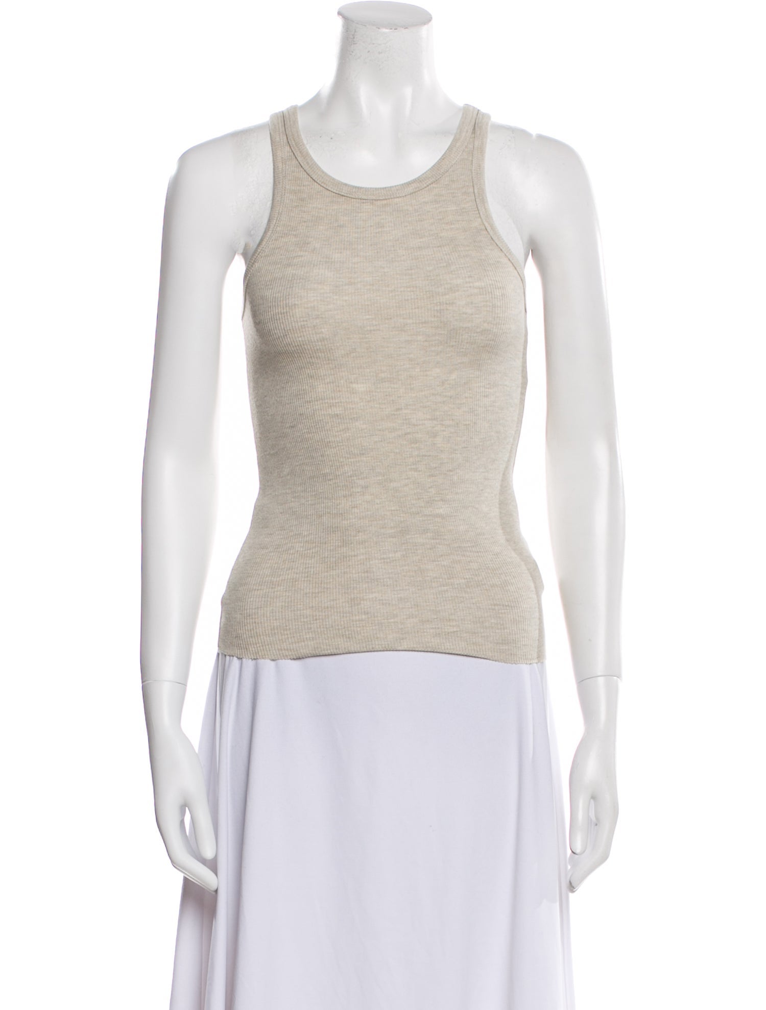 Éterne Scoop Neck Sleeveless Top