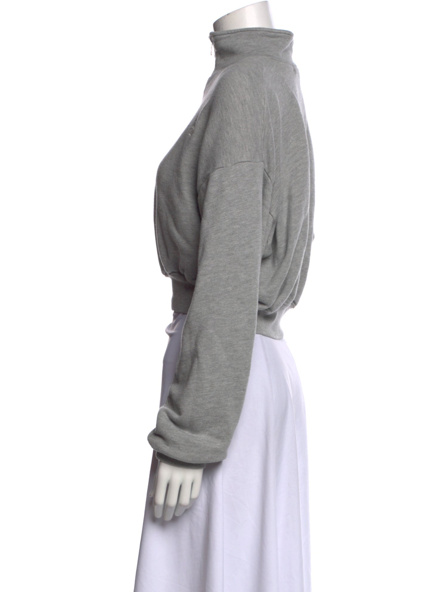 Éterne Mock Neck Long Sleeve Sweatshirt