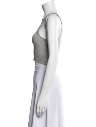 Éterne Scoop Neck Sleeveless Crop Top