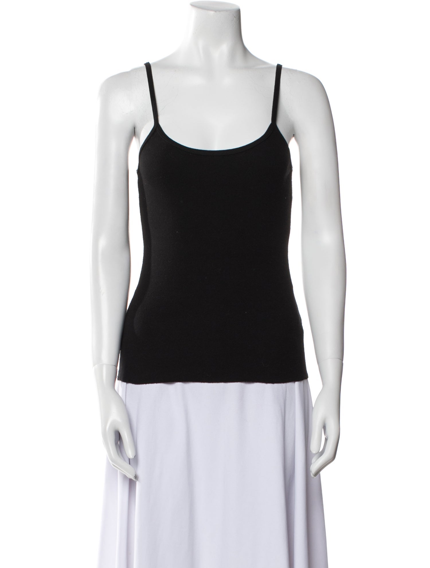 Éterne Scoop Neck Sleeveless Top