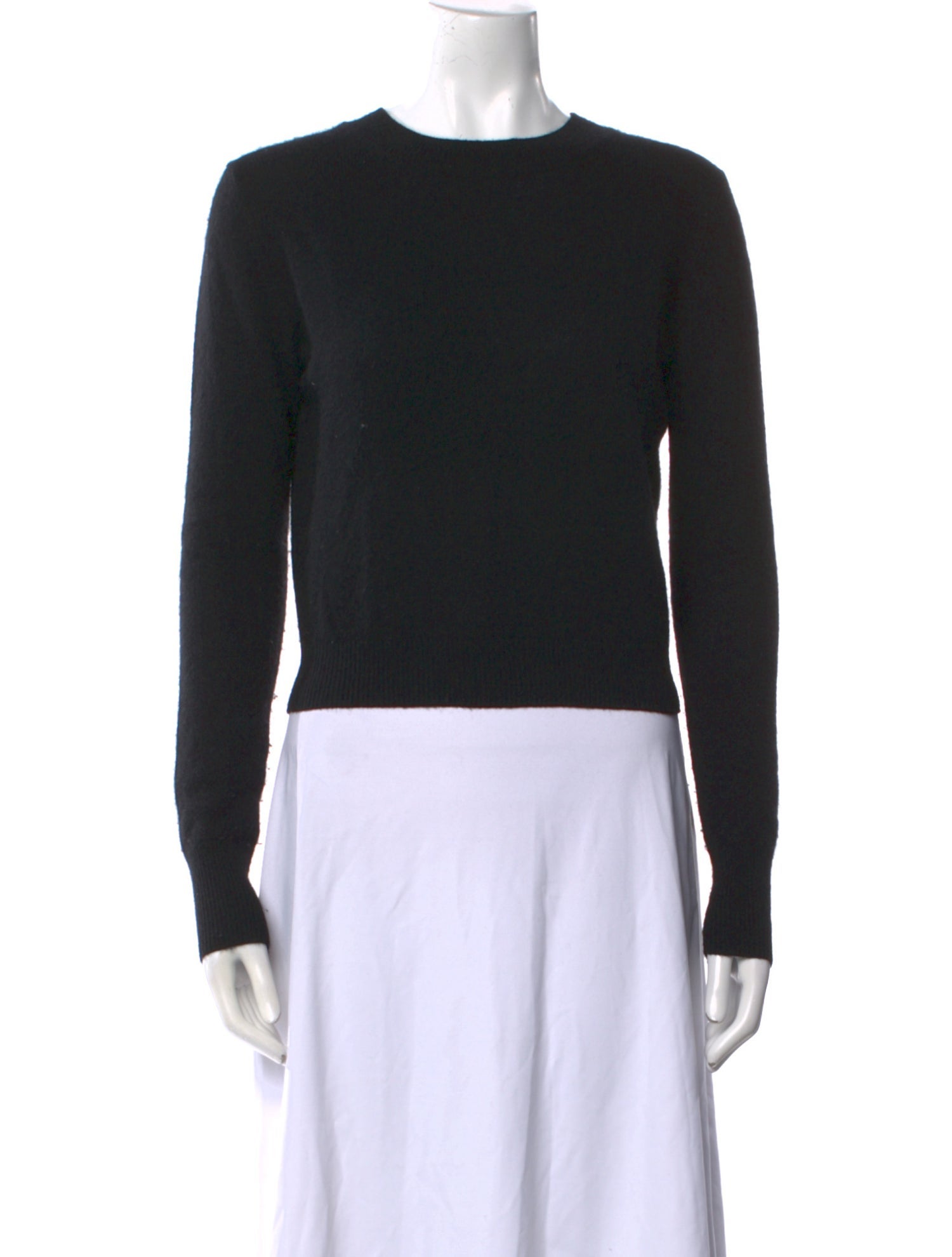 Éterne Cashmere Crew Neck Sweater